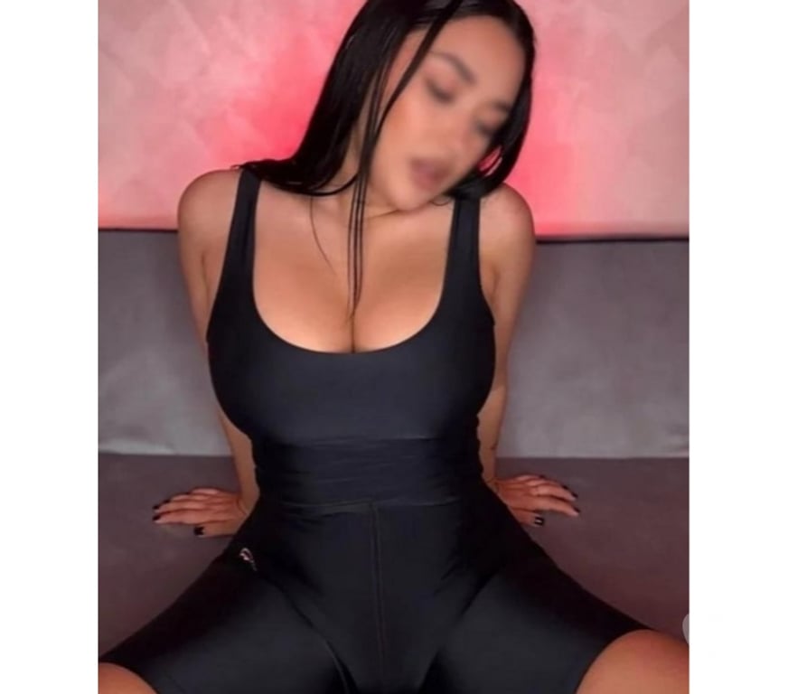 Escorts West Sussex Arun - Photos for 💯PARTY GIRLS🥂OUTCALL ONLY NEW IN TOW