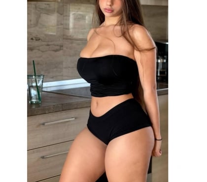 Escorts and Massages Littlehampton Arun - Photos for 💯PARTY GIRLS🥂OUTCALL ONLY NEW IN TOW