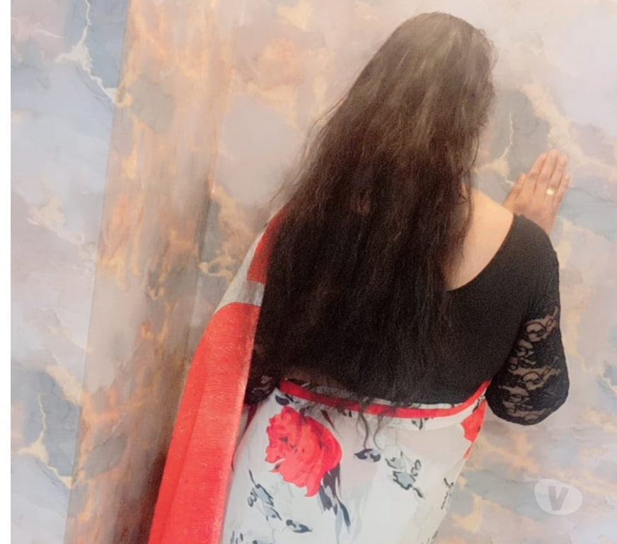 Escorts Bedfordshire Luton - Photos for REENA SOUTH INDIAN TAMIL GIRL NEW IN LUTON