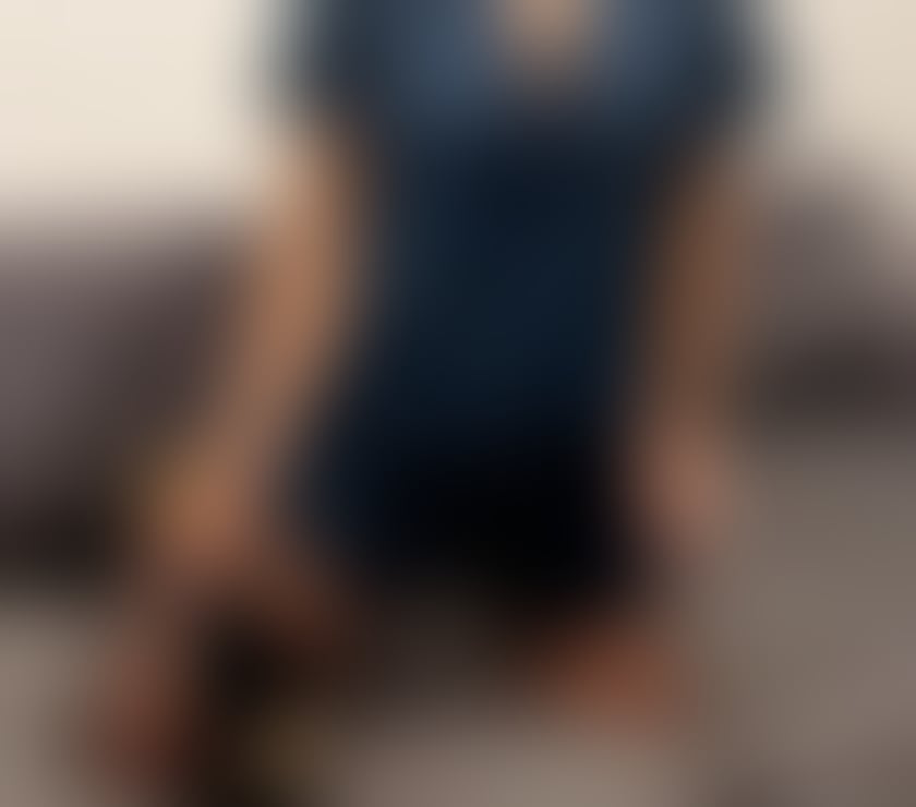 ❤️Slim Busty English GFE Late Night❤️