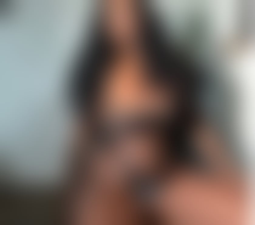 Escorts Surrey Woking - Photos for LISA GU21 👠BJ EXPERT 💦READY TO PARTY 🎉