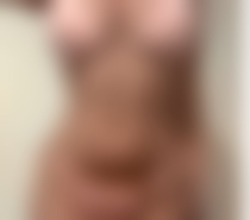 💕English Beauty Slim Toned And Tanned💕