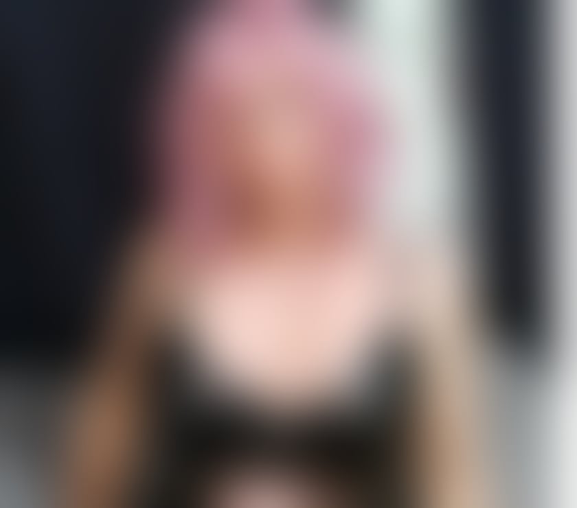 Trans Escorts Reading Reading Town Centre - Reading - Photos for English MatureTsCeline Real Boobs ,54 year old Trans