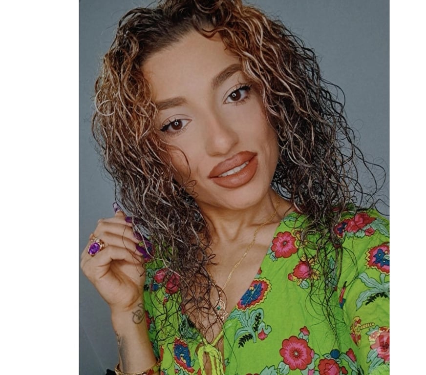 Escorts West Midlands Birmingham - Photos for Shakira♡Essy New in town I'm Petite Discreet Real Pics