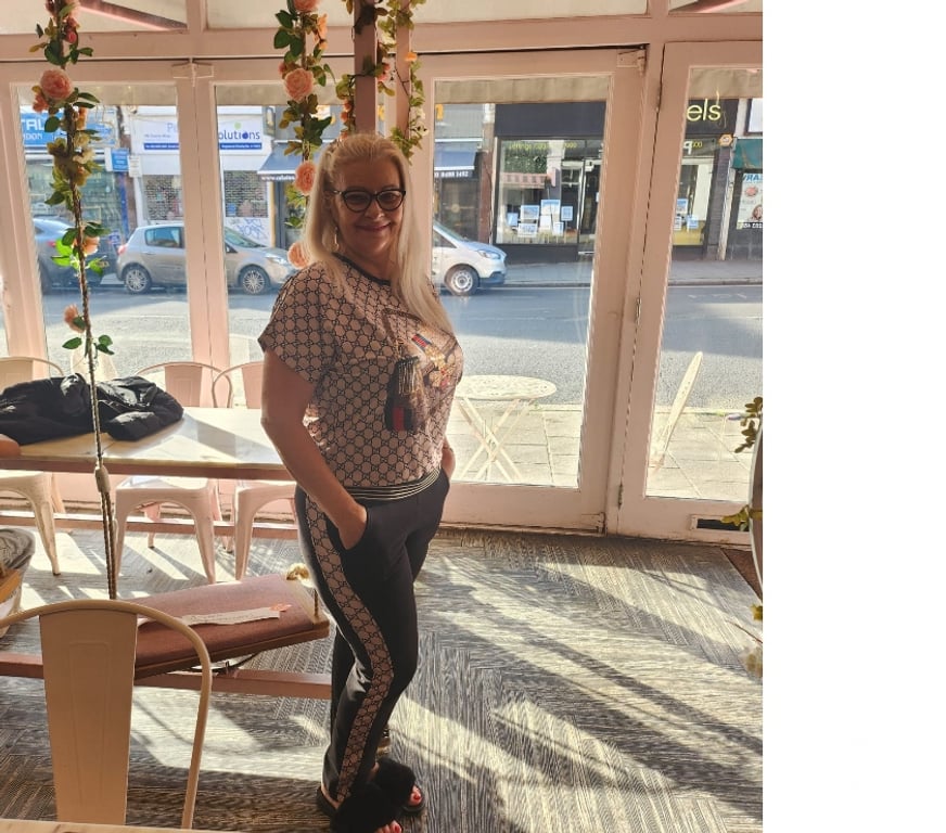 Escorts Surrey Surrey Heath - Photos for 🧡Milf Lara xx 🧡