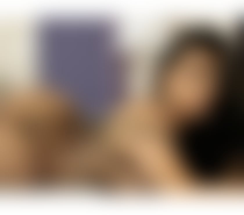 LAURA BRUNETTE NEW IN TOWN NO RUSH ONLY OUTCALLS