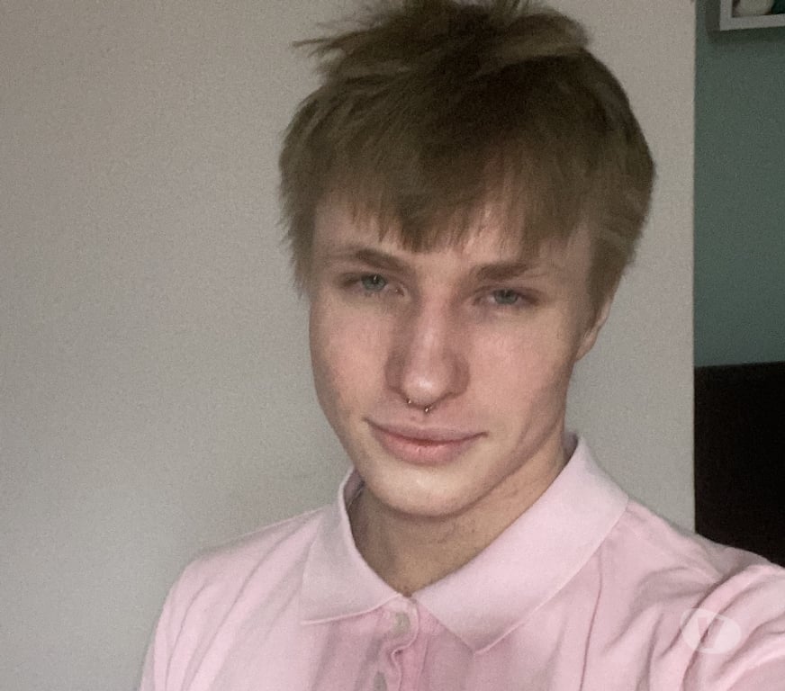 Escorts East London Havering - Photos for Bored seb looking for fun (ladies only)🤪