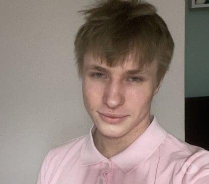 Escorts and Massages Romford Havering - Photos for Bored seb looking for fun (ladies only)🤪