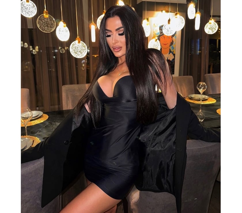 Escorts Essex Chelmsford - Photos for Hot girl xx call me x x xx xxx