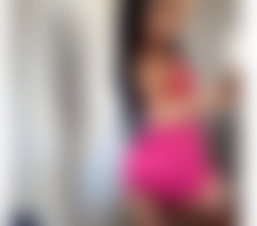 Yasmin💋😝💯 party girl🍾🥂INCALL-OUT🍫