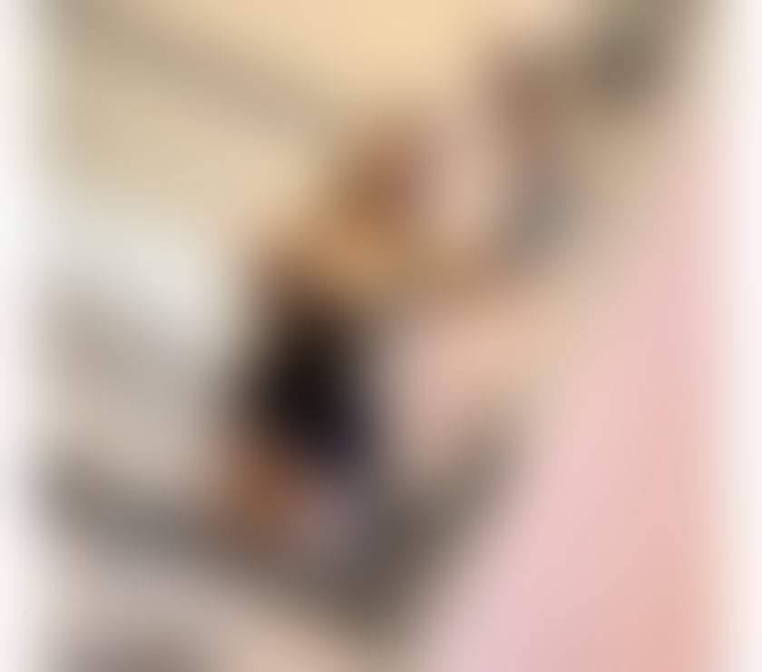 Escorts and Massages Croydon Town Centre Croydon - Photos for 🌿 Elegant & Sensual Blonde in Croydon ✨