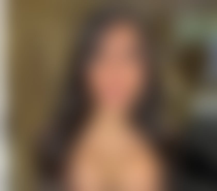 Chloe first day 😵😏