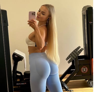 Adult Entertainment Lonbain Highland - Photos for Amazing baby ❤️Naughty ❤️