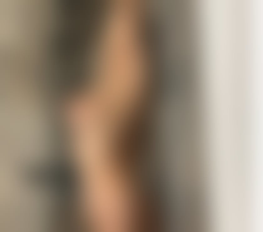 Escorts Belfast Belfast City Centre (South) - Belfast - Photos for "Stylish lady, relaxing atmosphere"