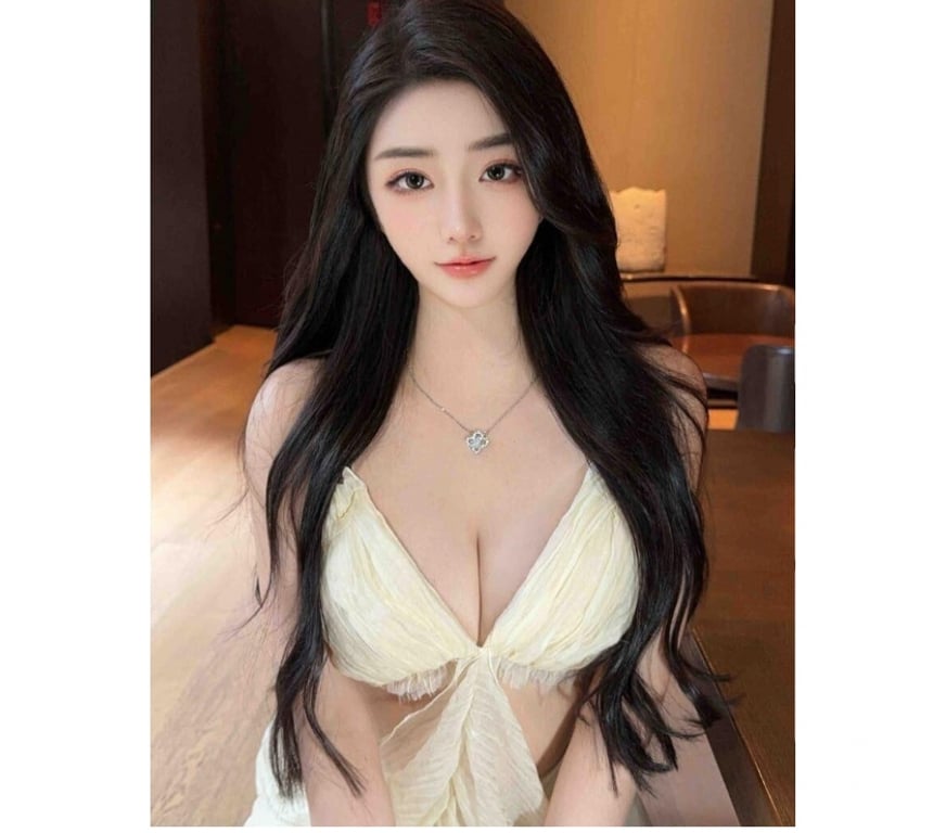 Escorts South West London Merton - Photos for A Japanese PARTY GIRL, new in town, good service