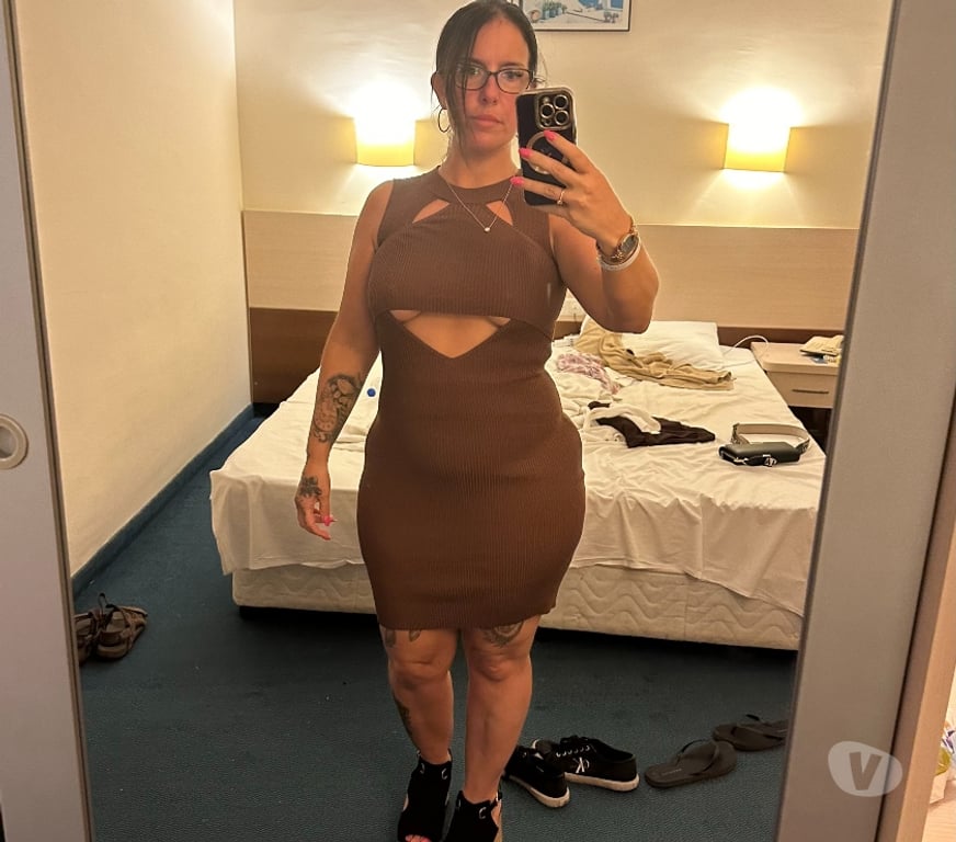 Adult Entertainment Cheshire East Crewe - Cheshire East - Photos for English brunette Lucy