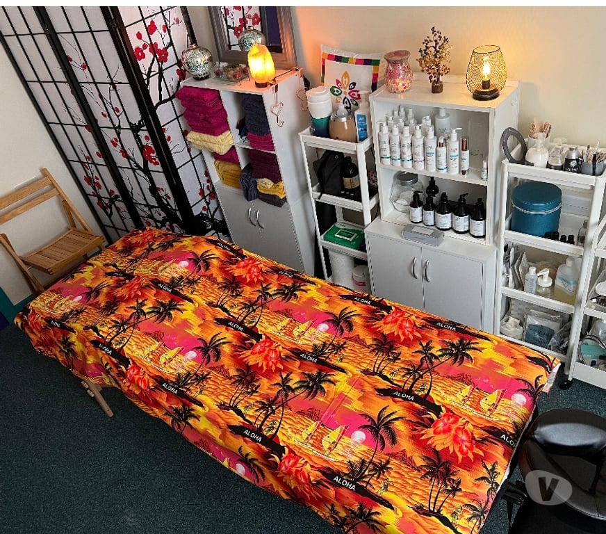 Full body massage Antrim and Newtownabbey Belfast - Antrim and Newtownabbey - Photos for Relax & Recharge Massage