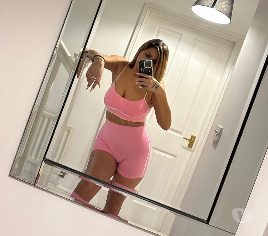 Escorts West Northamptonshire Northampton - West Northamptonshire - Photos for Hi guys I’m Evelin , new in town ,party ,no rush🍾❤️