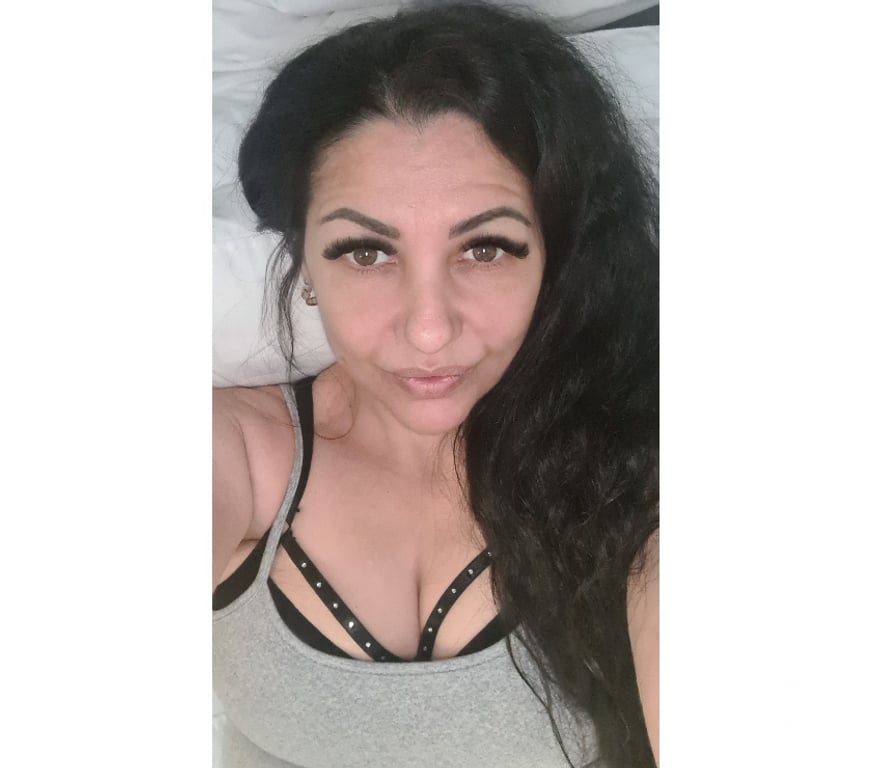 Escorts North London Finsbury Park - North London - Photos for Milf Kelly sexy big natural breasts 💋💋💋