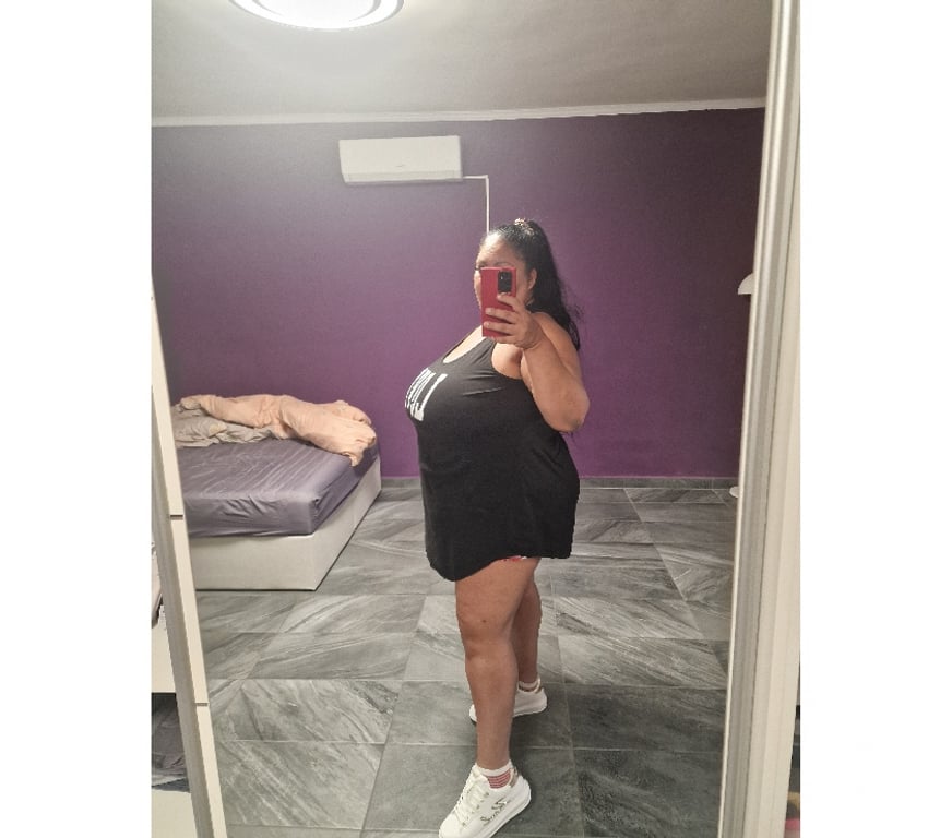 Escorts West London Hillingdon - Photos for Bella mega boobs back!best sloppy bj!cim!bbw!