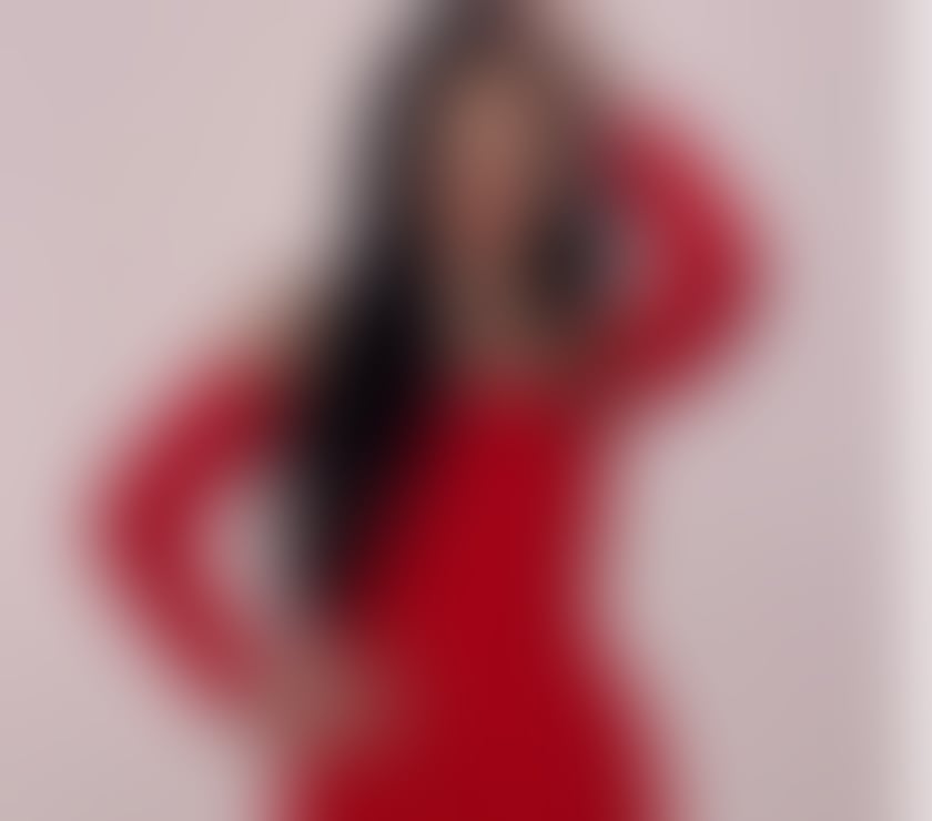 💕 Lori – Sweet Presence, Unforgettable Moments