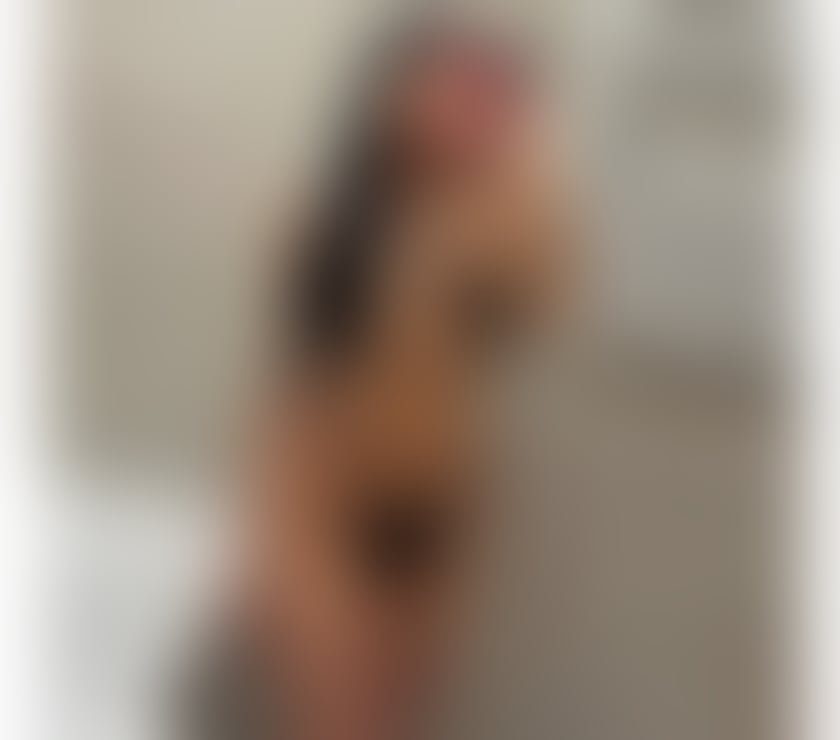 Escorts Chelsea South West London - Photos for Just outcall❤️videocall confirmation