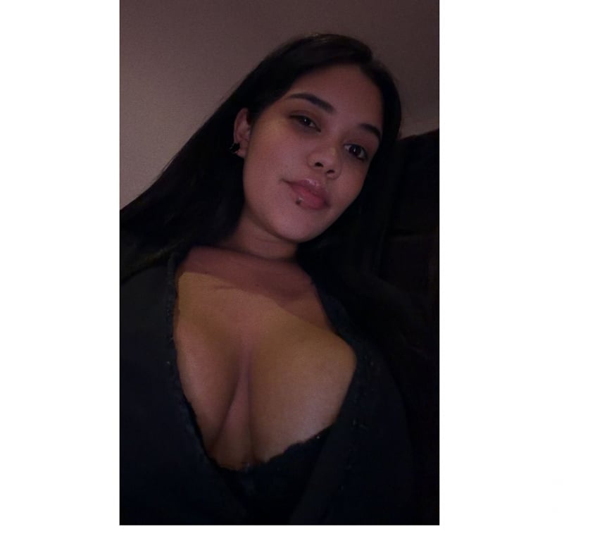 Escorts South East London Croydon - Photos for Hindia🍭😈 the biggest ass in town 🔥🔥🔥call me