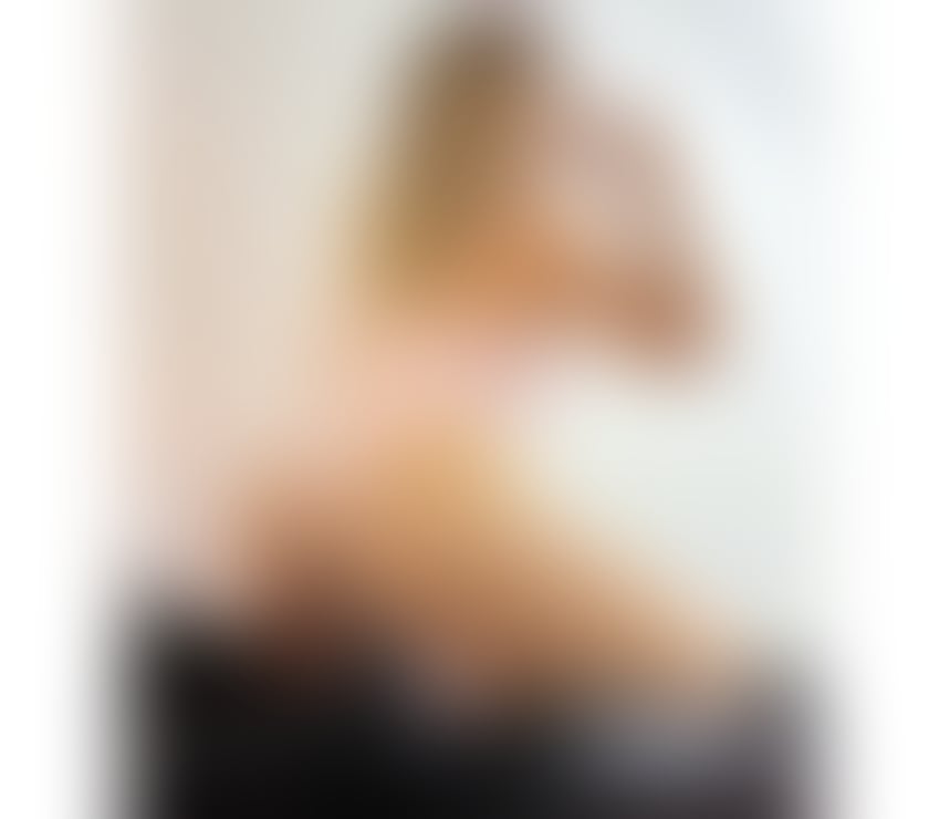 RIA 🍑 Party girl 🥂 WET and HORNY