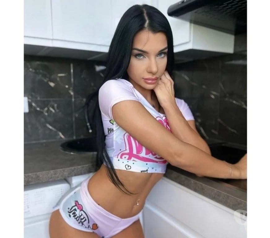 Escorts Oxfordshire Oxford - Photos for Raissa New in Town, Confident and Irresistible 24H