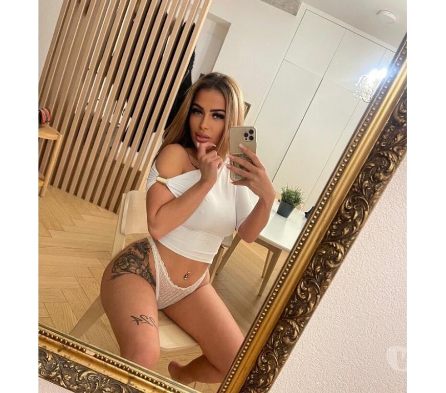 Escorts Lincolnshire North East Lincolnshire - Photos for GORGEOUS BROWNIE-PARTY WOMAN IN YOU’RE TOWN