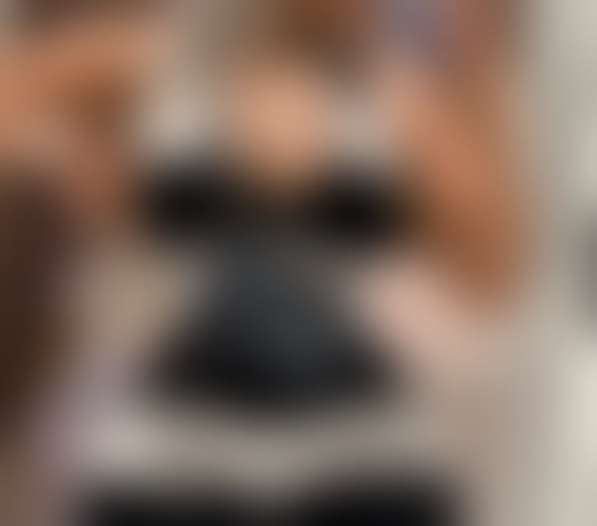 Escorts Bury Town Centre Bury - Photos for Sexy Bella, the real hot girl.