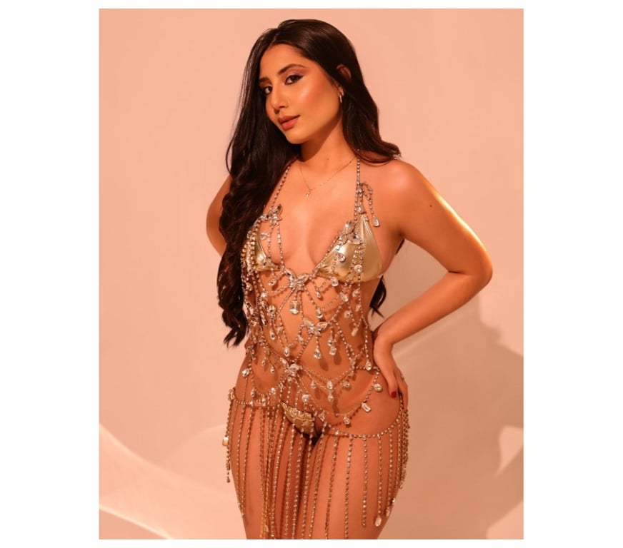 Escorts Central London Mayfair - Central London - Photos for Hot Girl In Town!! First Time