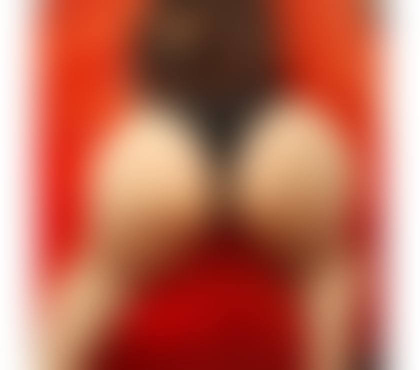 Roxana New In Town Party Girle