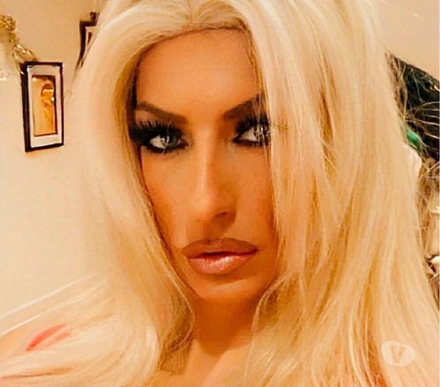 Trans Escorts West London Hillingdon - Photos for London tour, available for a whole weekend