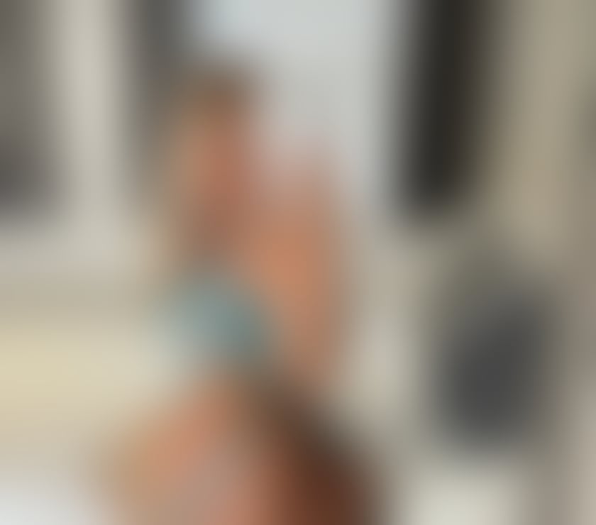 Escorts West Yorkshire Leeds - Photos for New Elegant Girl TOP