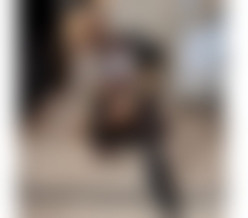 Escorts Edinburgh Edinburgh - Photos for Attraction begins in the mind and is confirmed in person.