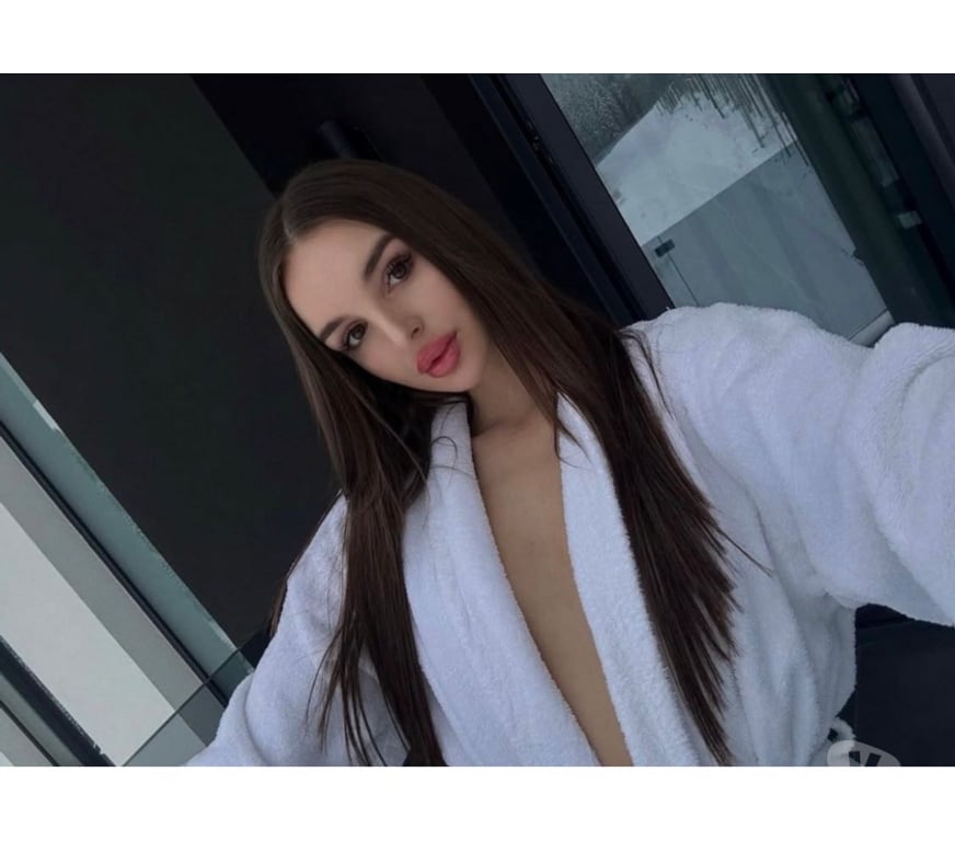 Escorts West Sussex Crawley - Photos for 🩷hi I'm new in town Lisa 🩷party girl only outcall