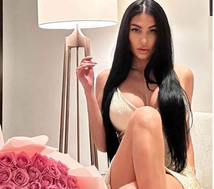 Escorts Essex Brentwood - Photos for 🔥𝑷𝒍𝒆𝒂𝒔𝒖𝒓𝒆 RELAXATION🤩😈🔥