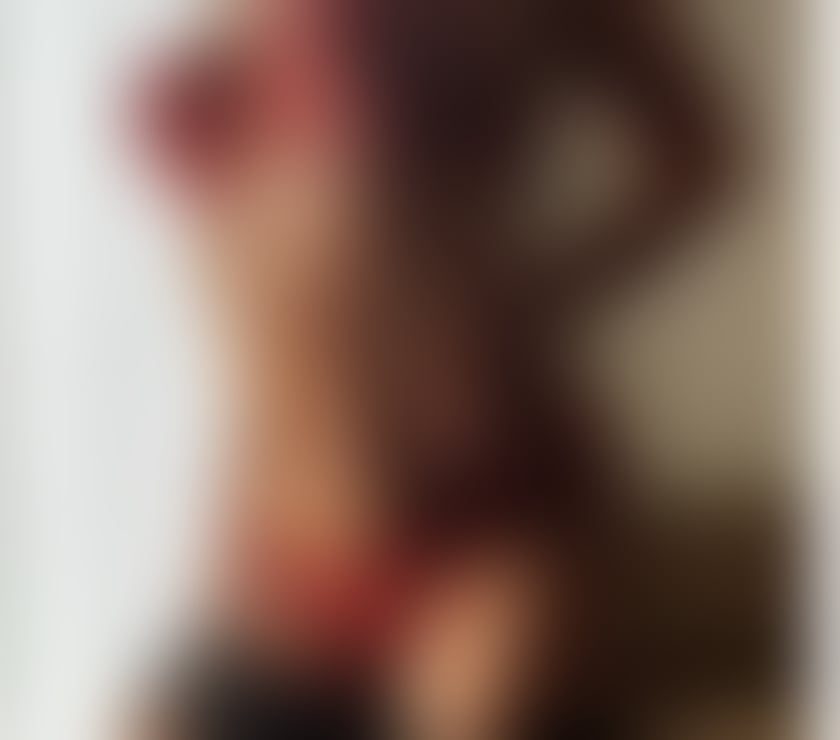 Escorts Newport - Wales Duffryn - Newport - Photos for HOT ASS MILF ENGLISH BRUNETTE FOR YOUR PLEASURE