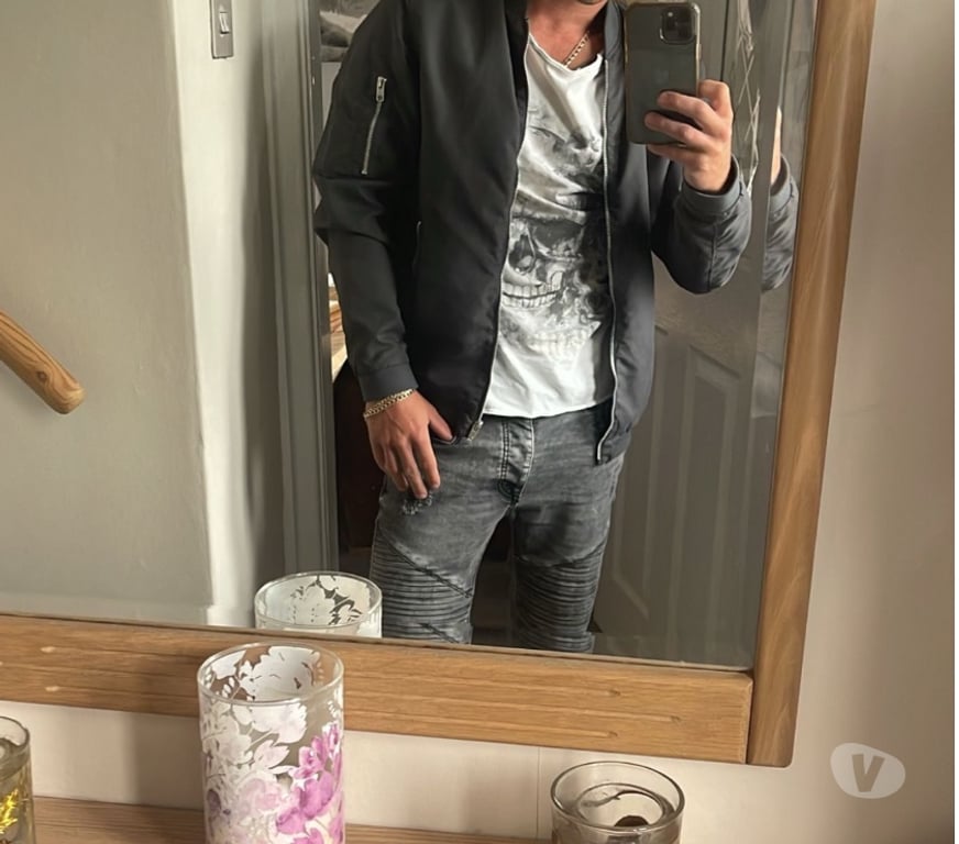 Local Swingers West Yorkshire Bradford - Photos for Joiner Builder & everything in between