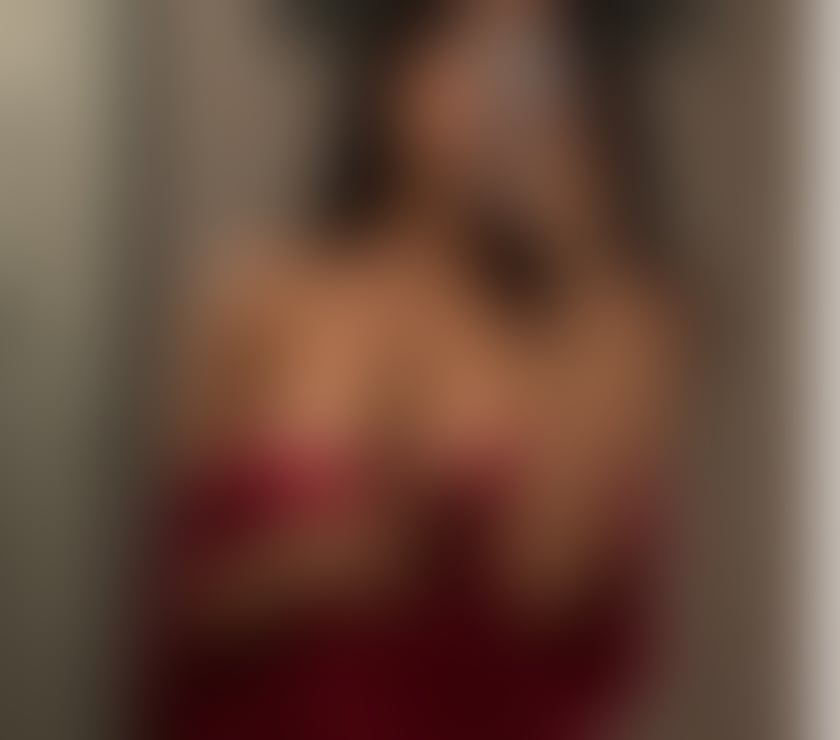 Escorts and Massages Slough Town Centre Slough - Photos for Best service owo and good service Pakistan 🇵🇰 girl