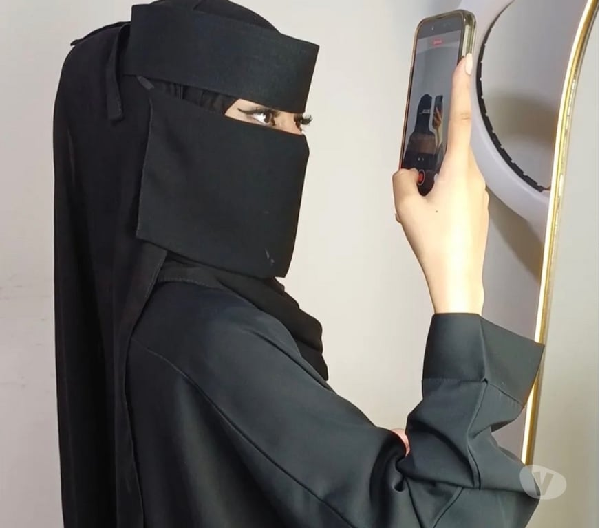 Adult Entertainment Central London Knightsbridge - Central London - Photos for PAKISTANI MUSLIM ONLY VOICE PHONE CHAT URDU ENGLISH