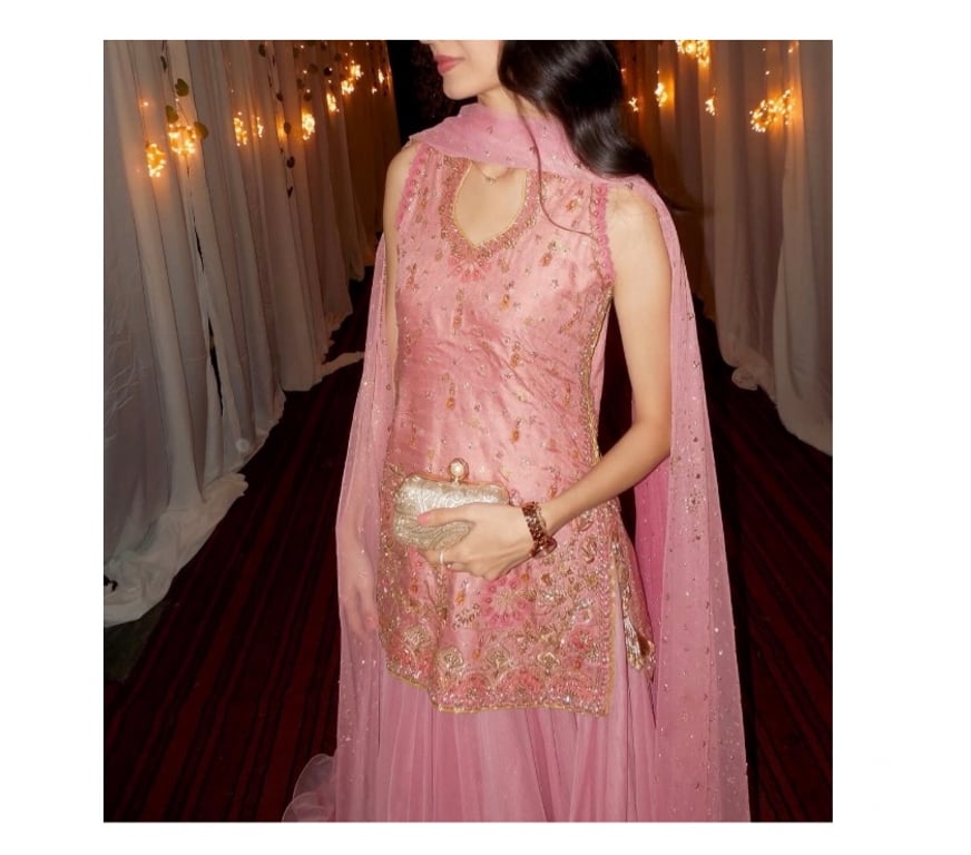Adult Entertainment Central London Knightsbridge - Central London - Photos for PAKISTANI MUSLIM ONLY VOICE PHONE CHAT URDU ENGLISH