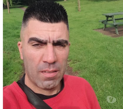 Gay Dating Rugby Town Centre Rugby - Photos for male escort Rugby for women and women's groups