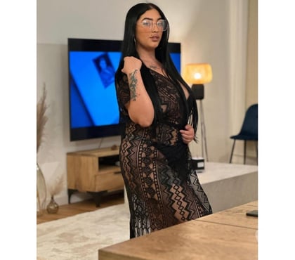 Escorts and Massages Newham East London - Photos for Emma🔝❤️ NEW ESCORT PARTY GIRL💥 🔝Incall Outcall