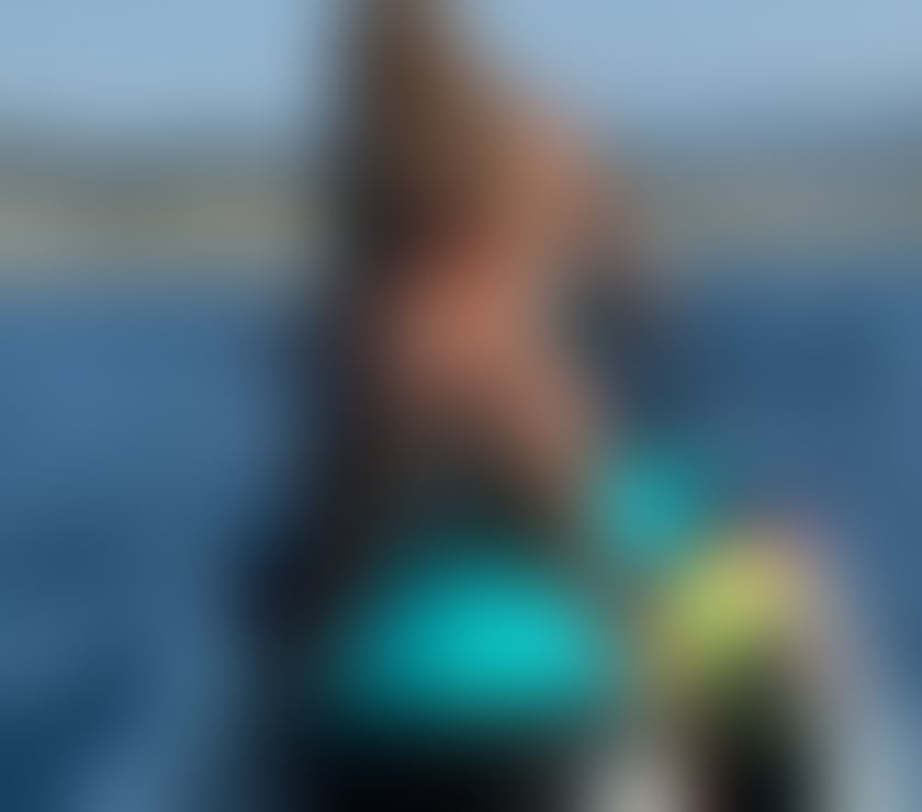 AMAZING BRUNETTE 🍫FIRST TIME IN TOWN PARTY