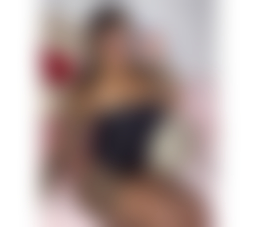 Escorts East London Redbridge - Photos for More details on WhatsApp Dilara