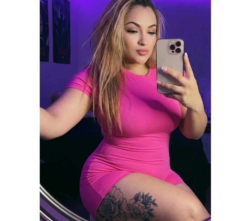 Escorts and Massages Ilford Redbridge - Photos for More. details on WhatsApp Emma