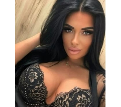 Escorts and Massages Ilford Redbridge - Photos for More. details on WhatsApp Dilara