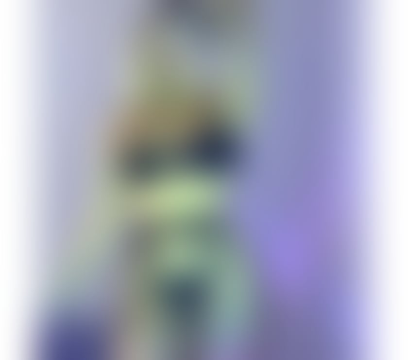 HOT HOT💥 BLONDY GIRL NEW👍